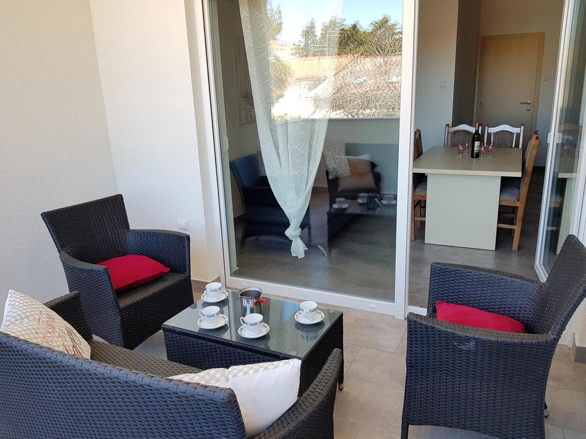 Summer Holiday Apartments 诺瓦利娅 外观 照片