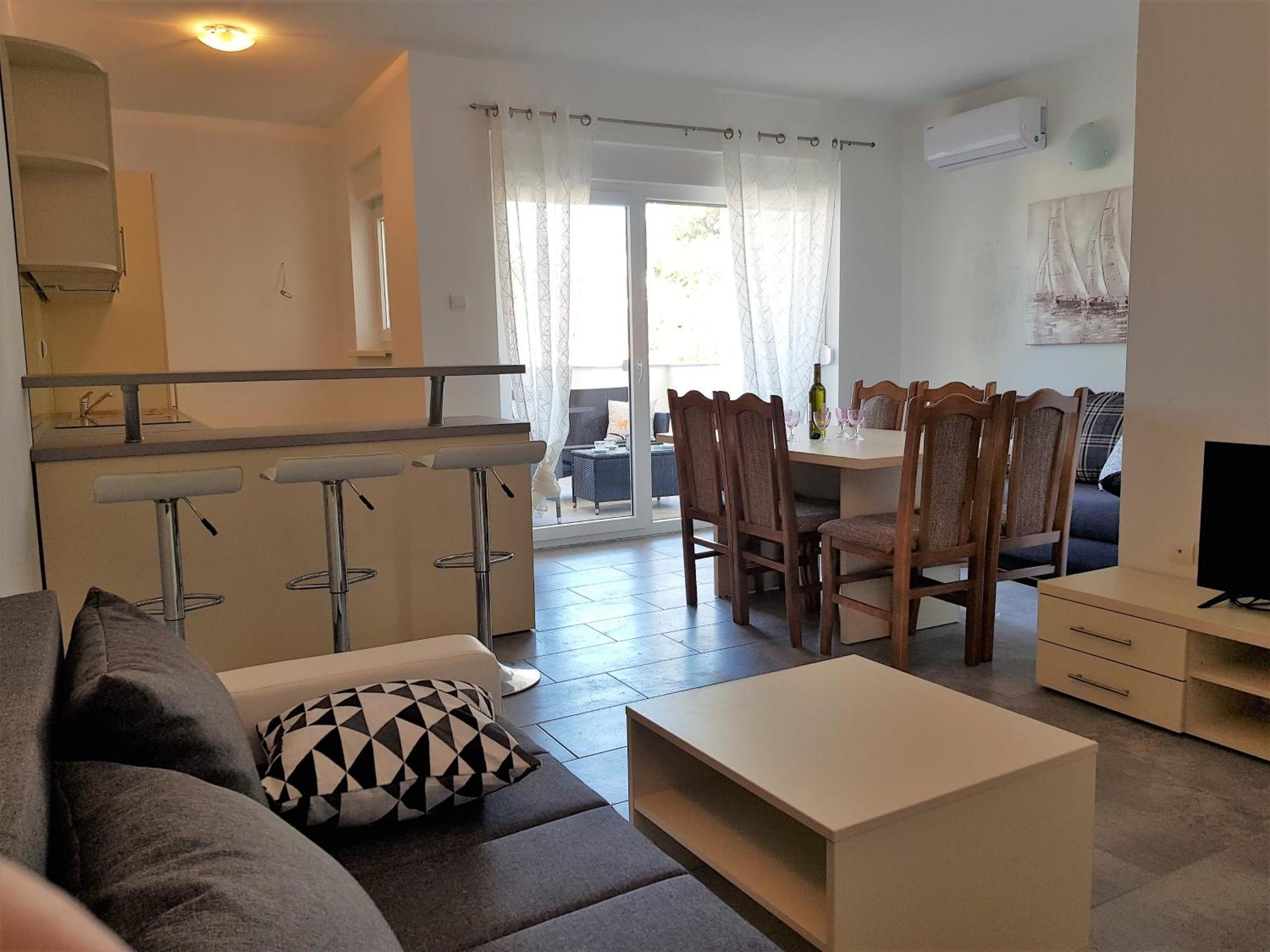 Summer Holiday Apartments 诺瓦利娅 外观 照片